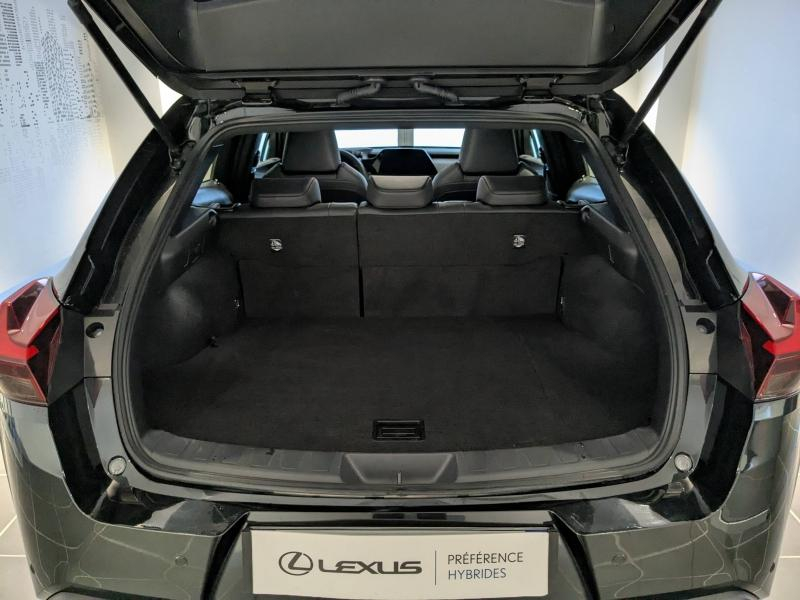 Photo 13 de l’annonce de LEXUS UX d’occasion à vendre à AUBIÈRE