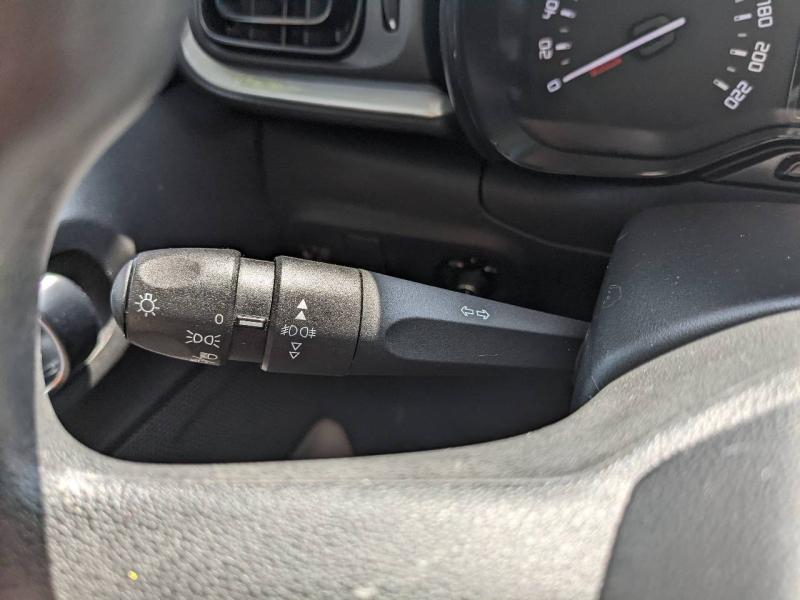 Photo 13 de l’annonce de CITROEN C3 d’occasion à vendre à MARSEILLE