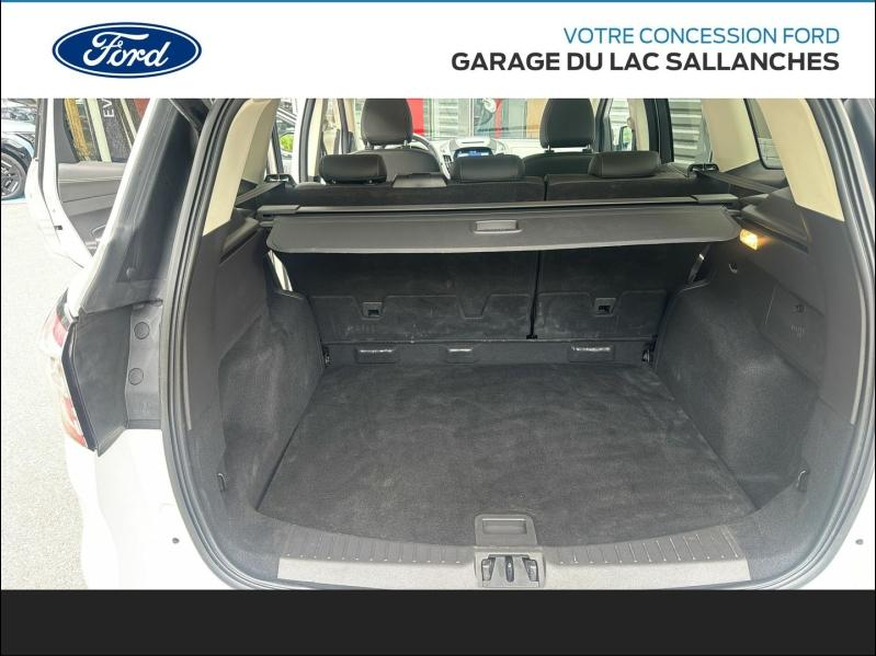 Photo 12 de l’annonce de FORD Kuga d’occasion à vendre à SALLANCHES