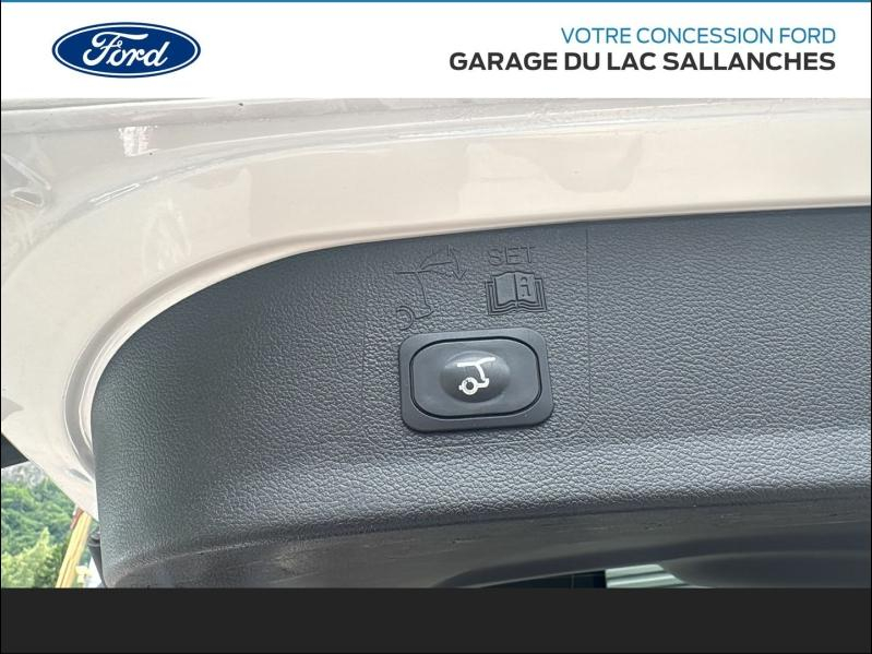 Photo 14 de l’annonce de FORD Kuga d’occasion à vendre à SALLANCHES