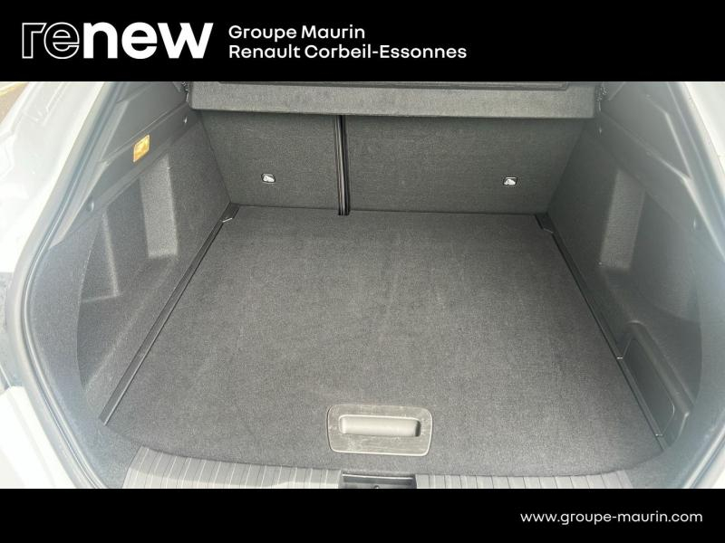 Photo 16 de l’annonce de RENAULT Arkana d’occasion à vendre à CORBEIL-ESSONNES