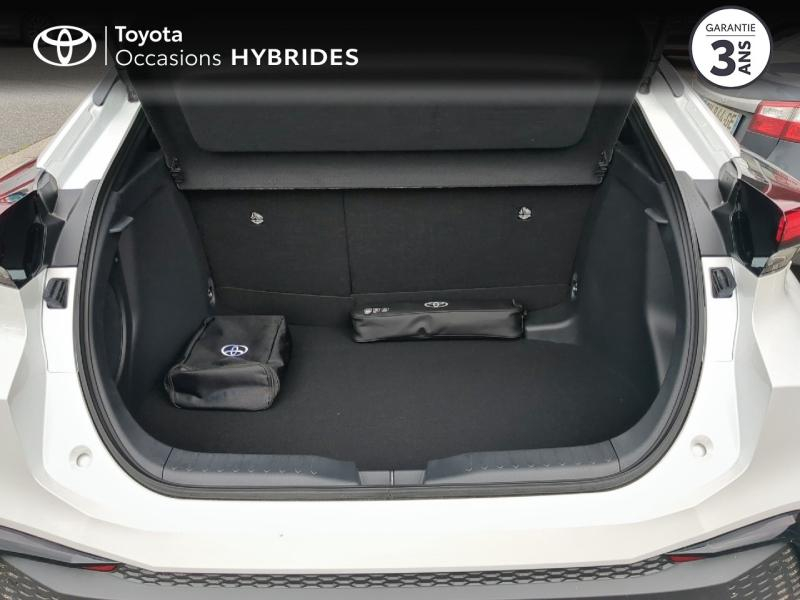 Photo 10 de l’annonce de TOYOTA C-HR d’occasion à vendre à CHARMEIL