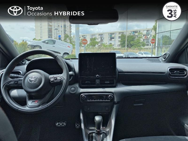 Photo 8 de l’annonce de TOYOTA Yaris d’occasion à vendre à NÎMES