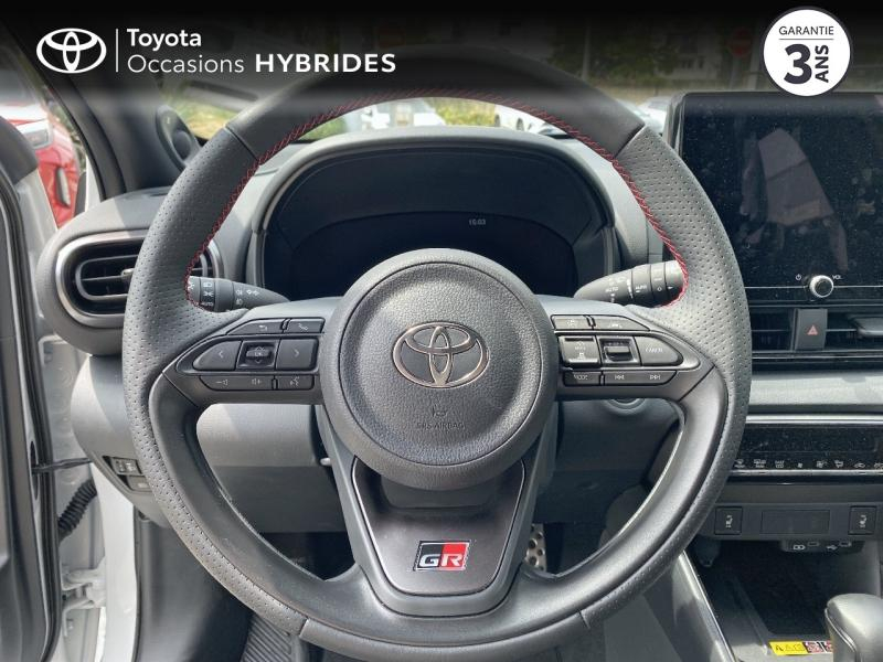 Photo 9 de l’annonce de TOYOTA Yaris d’occasion à vendre à NÎMES
