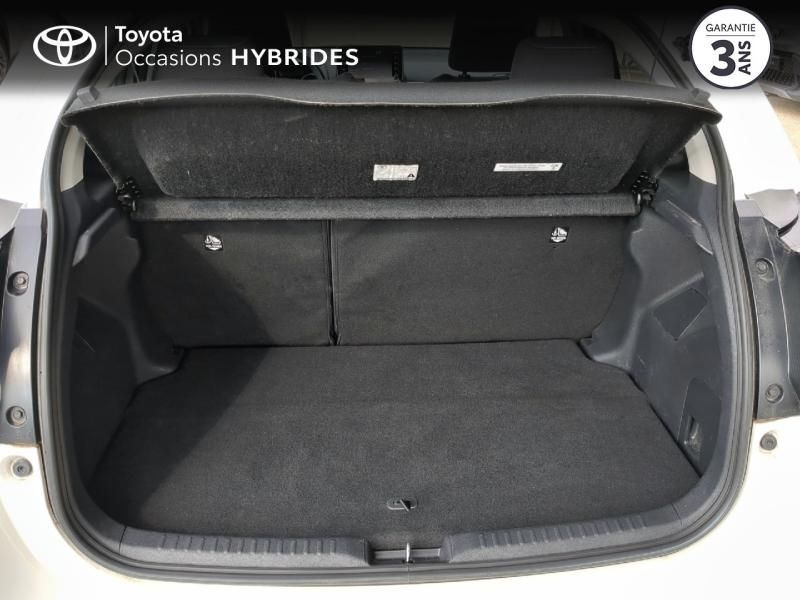 Photo 10 de l’annonce de TOYOTA Yaris d’occasion à vendre à ARLES