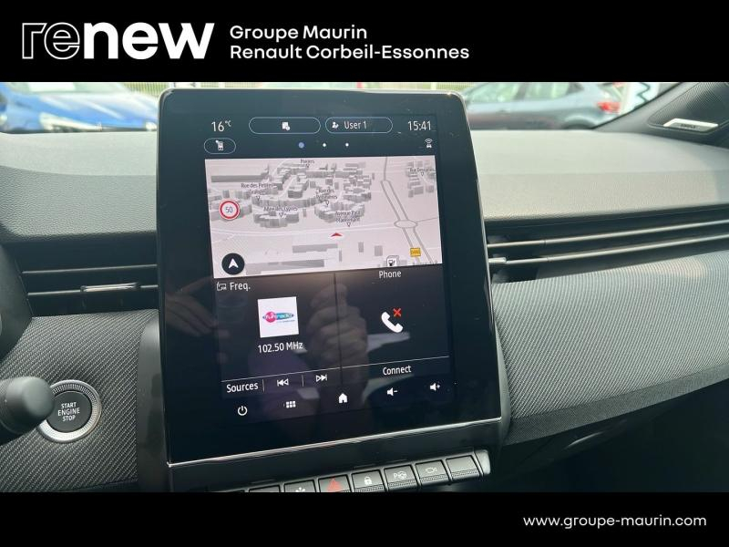 Photo 18 de l’annonce de RENAULT Clio d’occasion à vendre à CORBEIL-ESSONNES