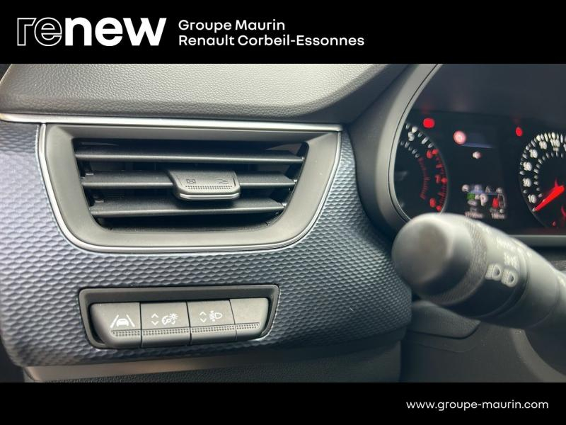 Photo 16 de l’annonce de RENAULT Arkana d’occasion à vendre à CORBEIL-ESSONNES