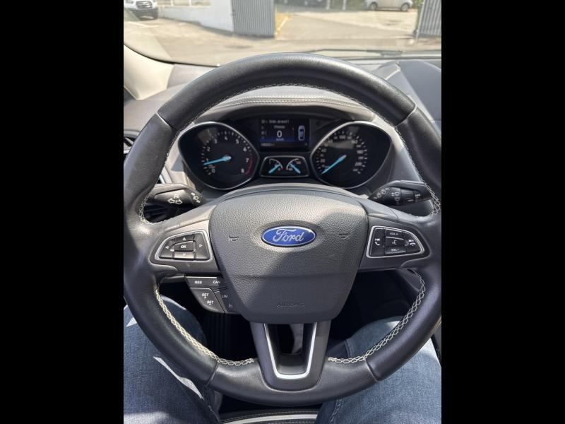 Photo 11 de l’annonce de FORD Kuga d’occasion à vendre à TOULON