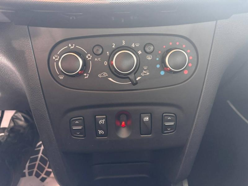 Photo 18 de l’annonce de DACIA Sandero d’occasion à vendre à THONON