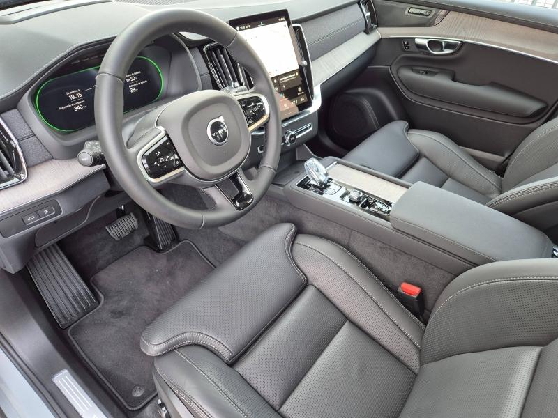 Photo 5 de l’annonce de VOLVO XC90 d’occasion à vendre à AVIGNON