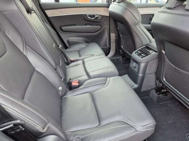 Photo 16 de l’annonce de VOLVO XC90 d’occasion à vendre à AVIGNON