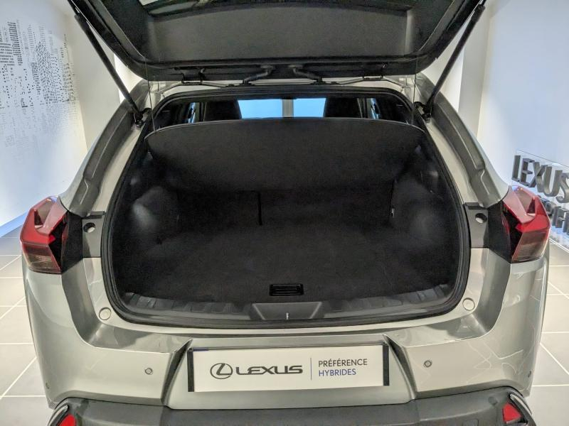 Photo 13 de l’annonce de LEXUS UX d’occasion à vendre à AUBIÈRE