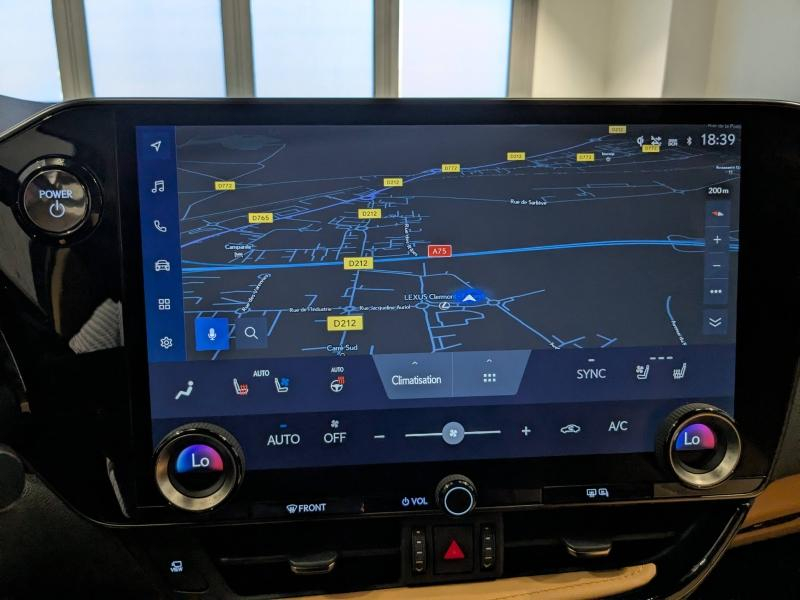 Photo 5 de l’annonce de LEXUS NX d’occasion à vendre à AUBIÈRE