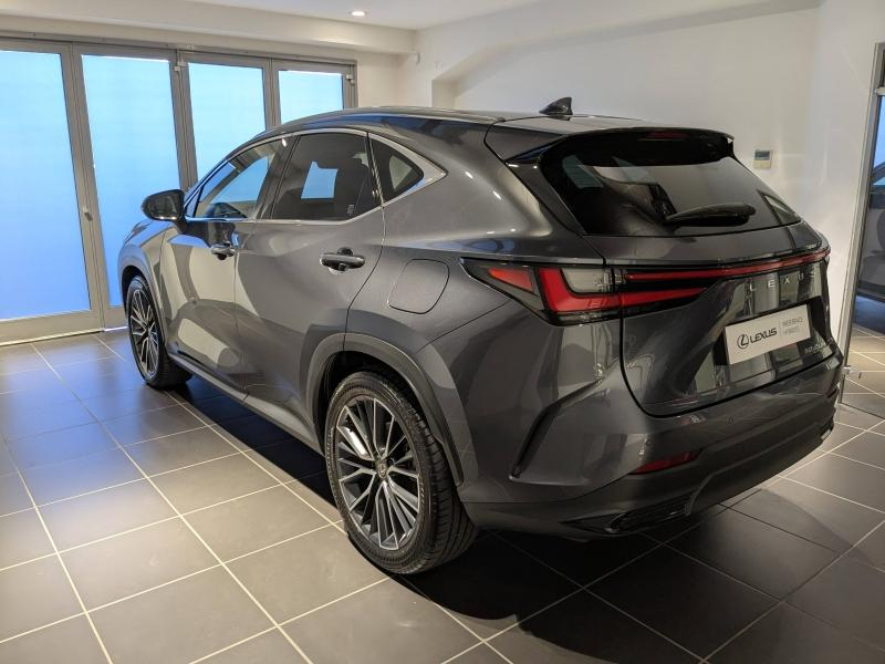 Photo 17 de l’annonce de LEXUS NX d’occasion à vendre à AUBIÈRE