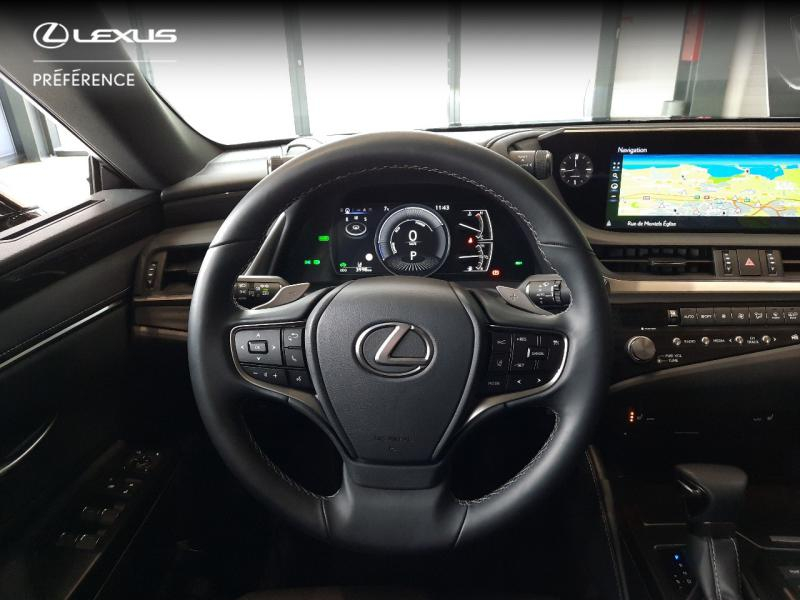Photo 9 de l’annonce de LEXUS ES d’occasion à vendre à LATTES