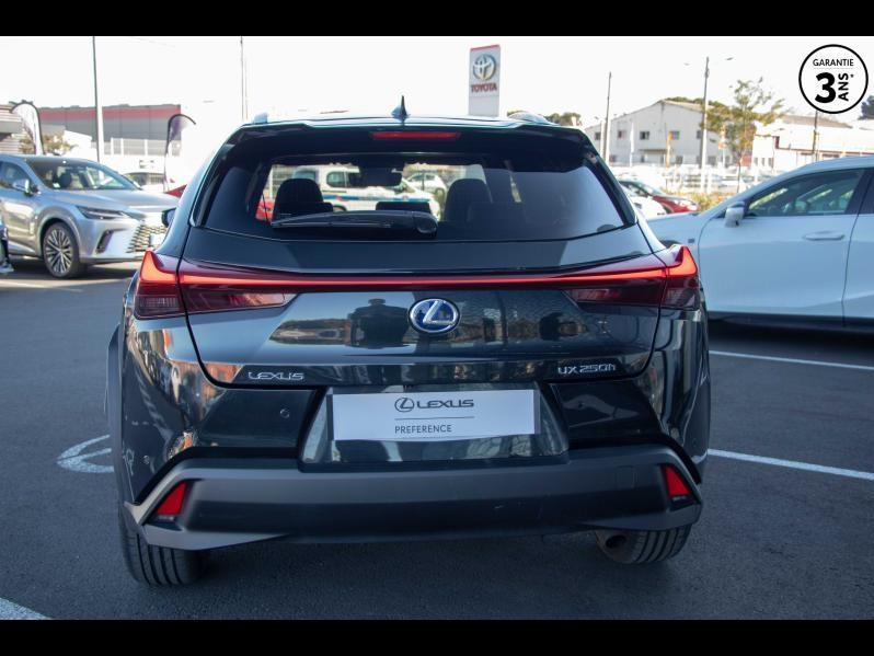 Photo 17 de l’annonce de LEXUS UX d’occasion à vendre à LATTES