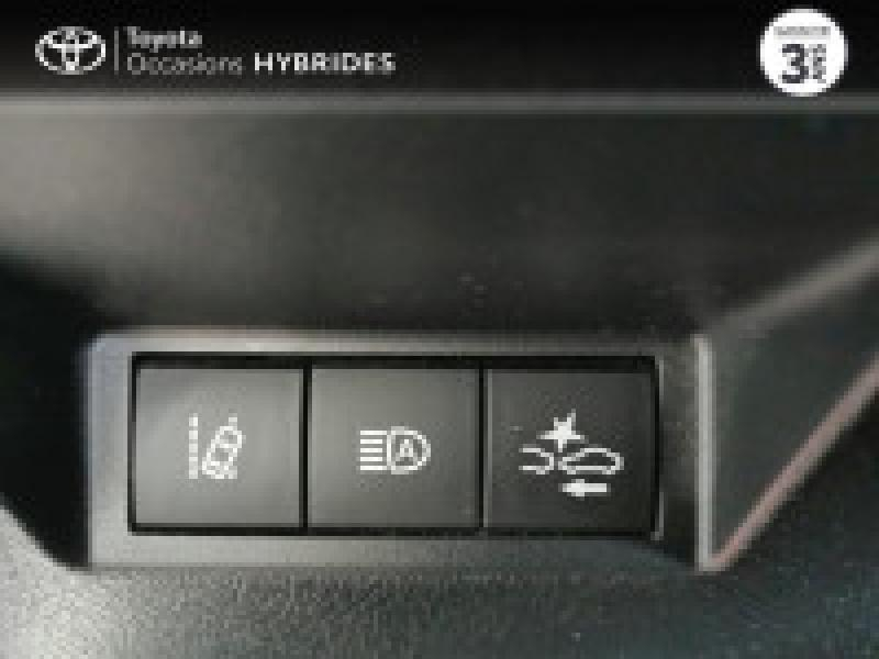 Photo 12 de l’annonce de TOYOTA Yaris d’occasion à vendre à LATTES