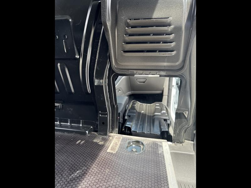 Photo 13 de l’annonce de FORD Transit Connect VUL d’occasion à vendre à LA VALETTE