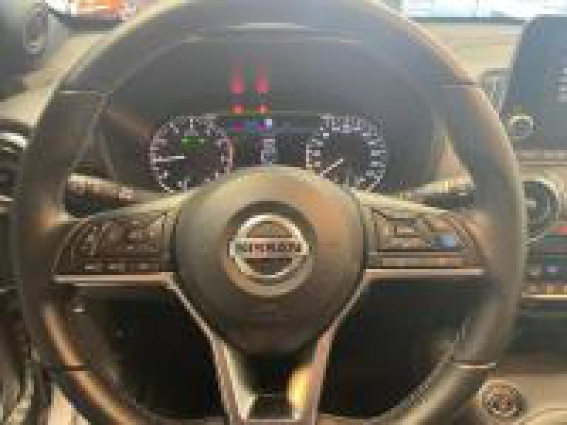 Photo 17 de l’annonce de NISSAN Juke d’occasion à vendre à ARLES