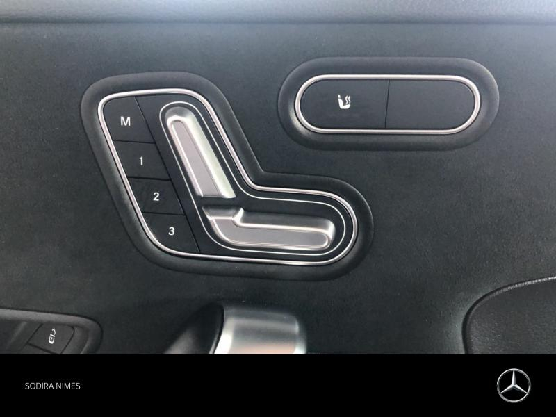 Photo 8 de l’annonce de MERCEDES-BENZ Classe A d’occasion à vendre à NIMES