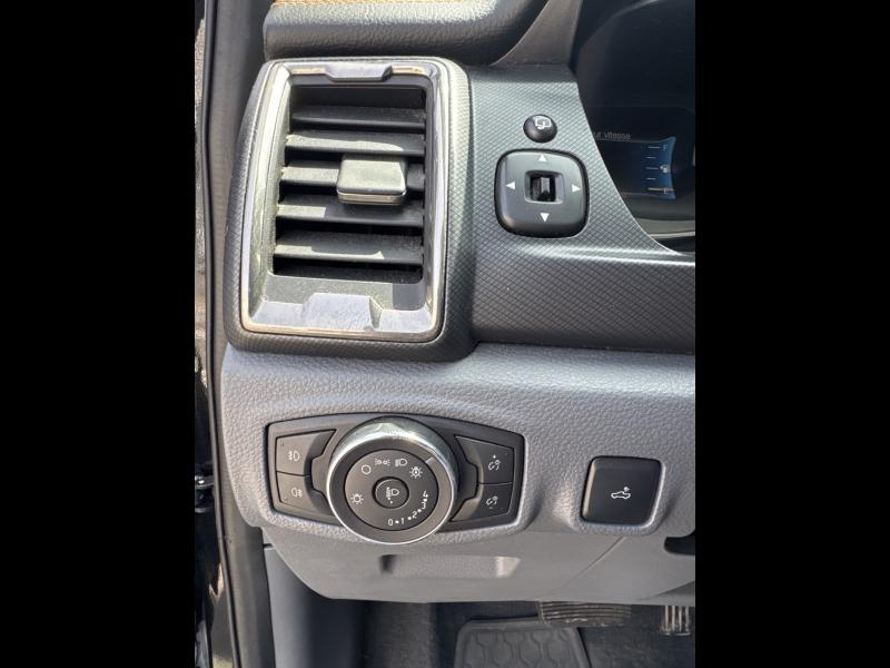 Photo 12 de l’annonce de FORD Ranger VUL d’occasion à vendre à TOULON