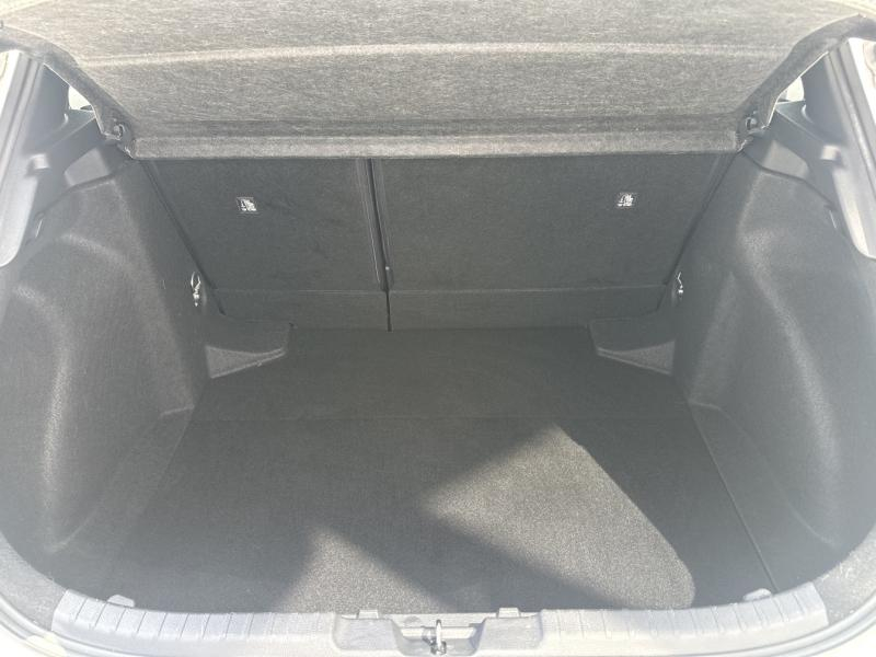 Photo 8 de l’annonce de TOYOTA Corolla d’occasion à vendre à ALÈS
