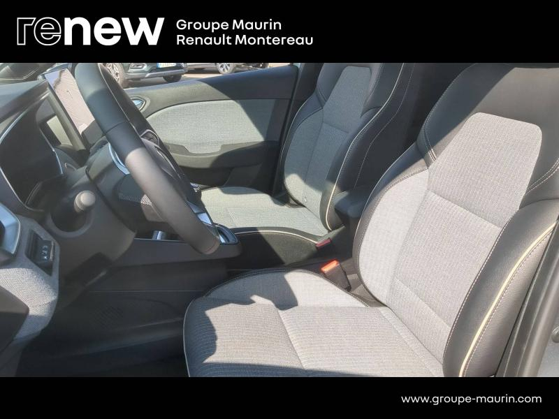 Photo 10 de l’annonce de RENAULT Clio d’occasion à vendre à VARENNES SUR SEINE