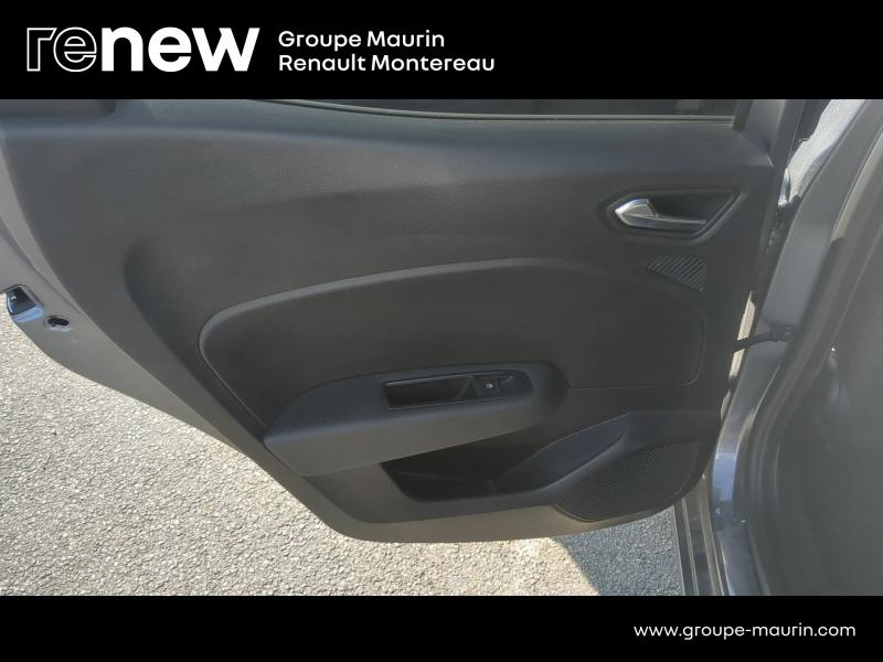Photo 16 de l’annonce de RENAULT Clio d’occasion à vendre à VARENNES SUR SEINE