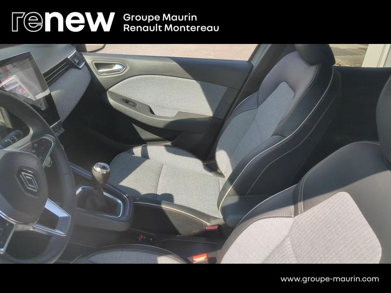 Photo 20 de l’annonce de RENAULT Clio d’occasion à vendre à VARENNES SUR SEINE
