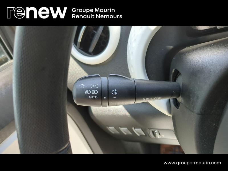 Photo 20 de l’annonce de RENAULT Twingo d’occasion à vendre à SAINT PIERRE LES NEMOURS
