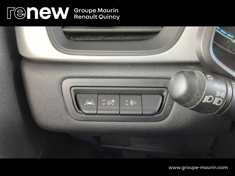 Photo 16 de l’annonce de RENAULT Captur d’occasion à vendre à QUINCY-SOUS-SÉNART