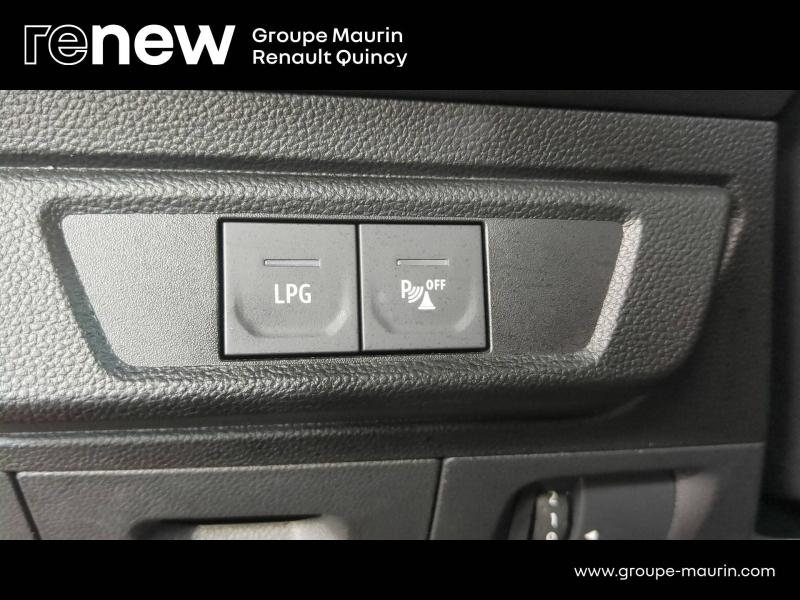 Photo 13 de l’annonce de DACIA Sandero d’occasion à vendre à QUINCY-SOUS-SÉNART