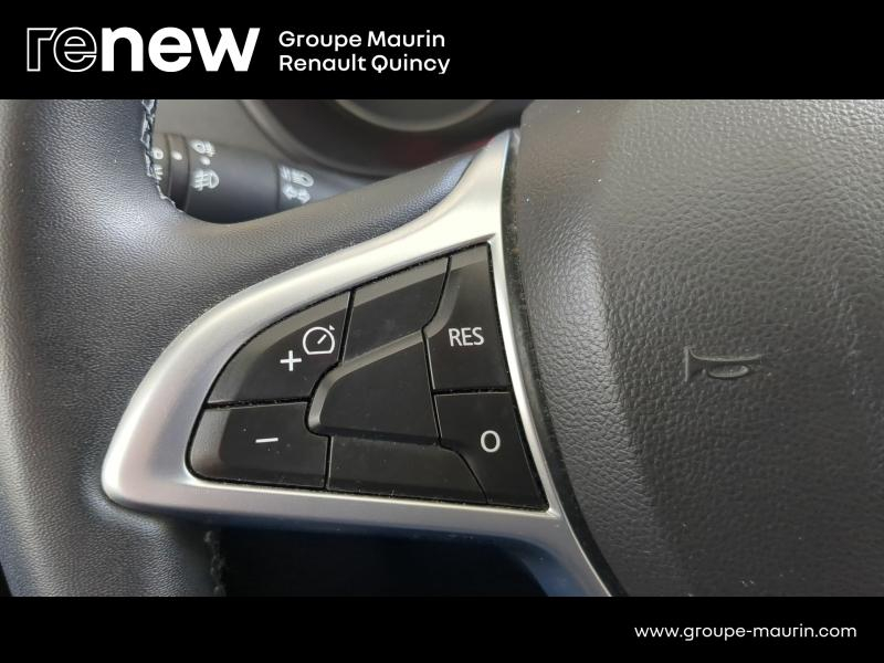 Photo 15 de l’annonce de DACIA Duster d’occasion à vendre à QUINCY-SOUS-SÉNART