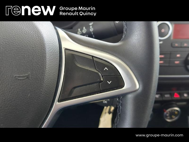 Photo 16 de l’annonce de DACIA Duster d’occasion à vendre à QUINCY-SOUS-SÉNART