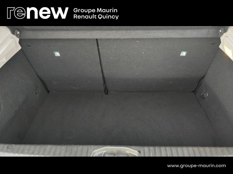 Photo 8 de l’annonce de RENAULT Clio d’occasion à vendre à QUINCY-SOUS-SÉNART