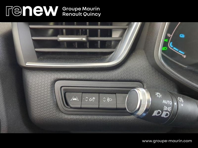 Photo 16 de l’annonce de RENAULT Clio d’occasion à vendre à QUINCY-SOUS-SÉNART