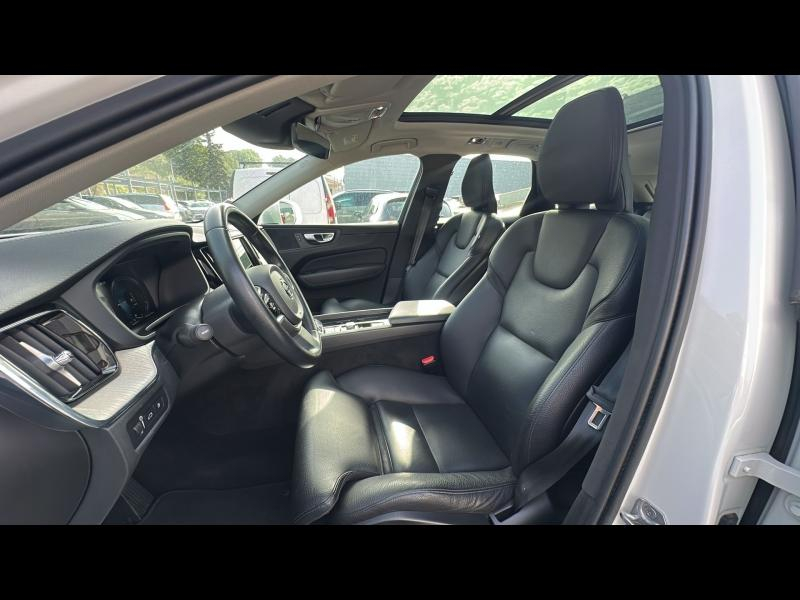Photo 5 de l’annonce de VOLVO XC60 d’occasion à vendre à AIX-EN-PROVENCE