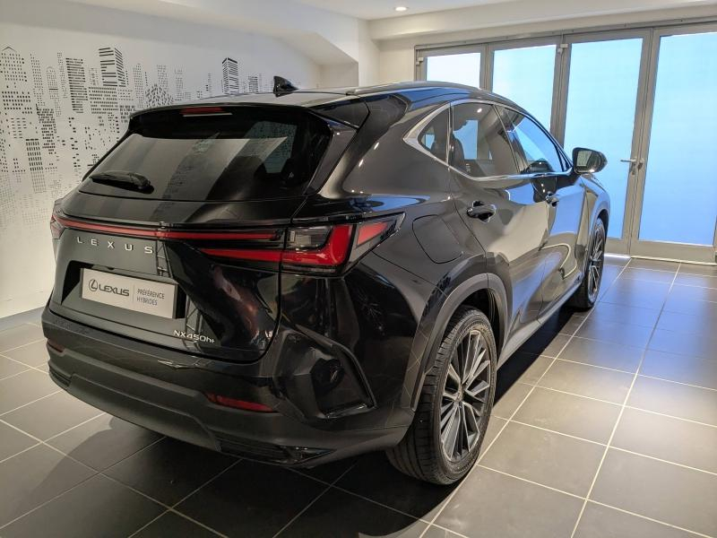 Photo 8 de l’annonce de LEXUS NX d’occasion à vendre à AUBIÈRE