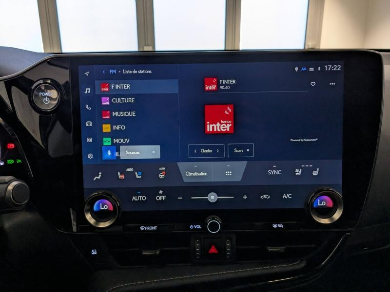 Photo 14 de l’annonce de LEXUS NX d’occasion à vendre à AUBIÈRE