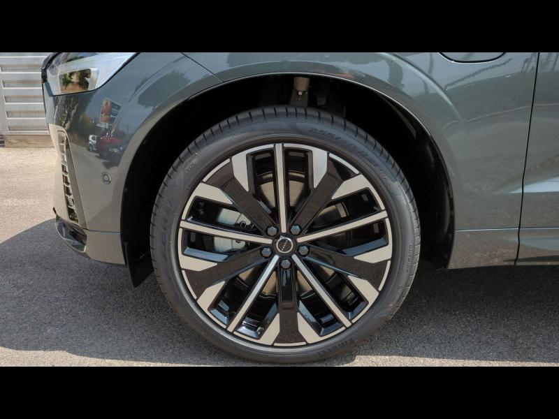 Photo 10 de l’annonce de VOLVO XC60 d’occasion à vendre à FRÉJUS