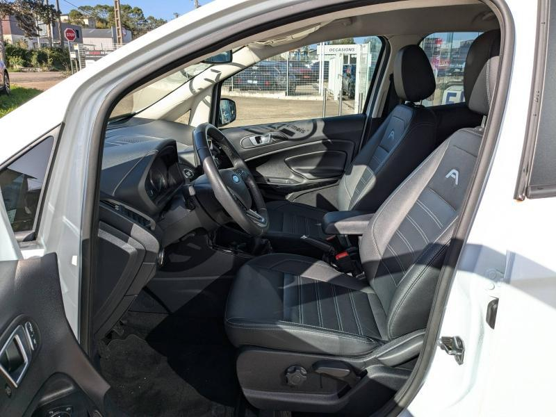 Photo 12 de l’annonce de FORD EcoSport d’occasion à vendre à ALÈS
