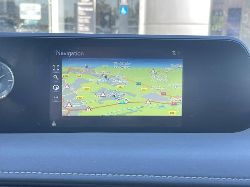 Photo 17 de l’annonce de LEXUS UX d’occasion à vendre à MONTFAVET