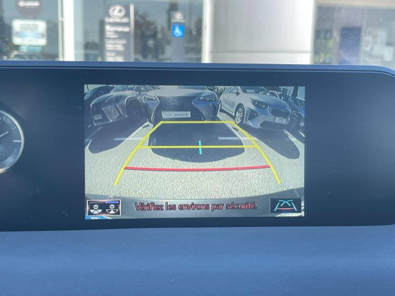 Photo 18 de l’annonce de LEXUS UX d’occasion à vendre à MONTFAVET