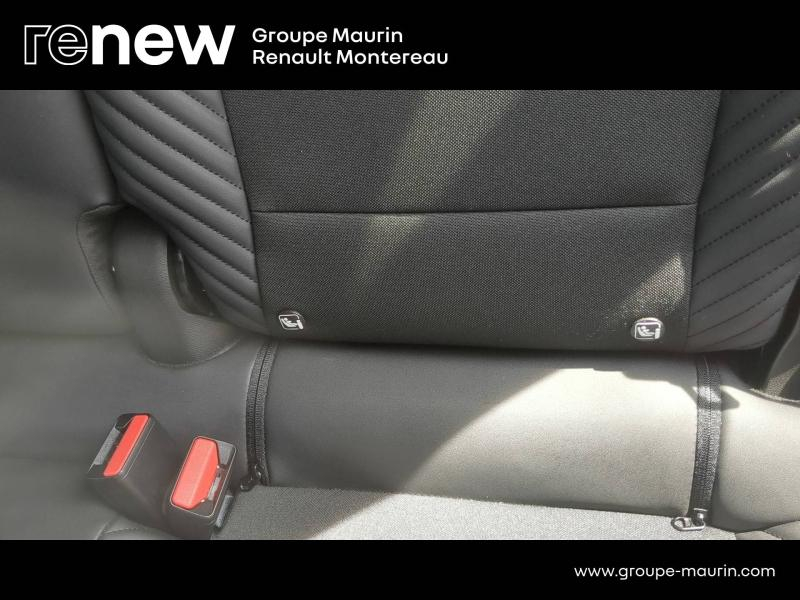 Photo 16 de l’annonce de RENAULT Captur d’occasion à vendre à VARENNES SUR SEINE