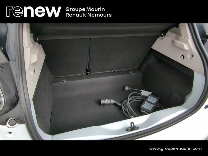 Photo 13 de l’annonce de RENAULT Zoe d’occasion à vendre à SAINT PIERRE LES NEMOURS