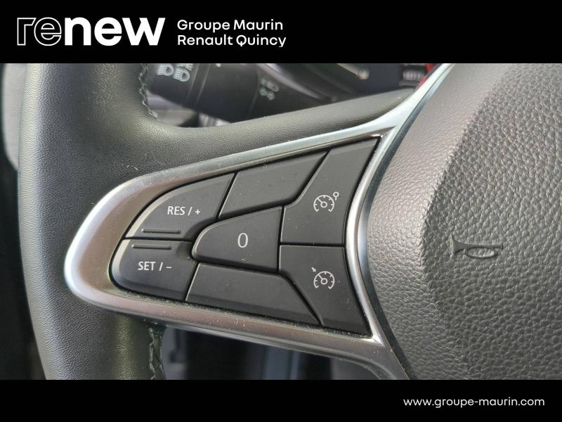Photo 13 de l’annonce de RENAULT Clio d’occasion à vendre à QUINCY-SOUS-SÉNART