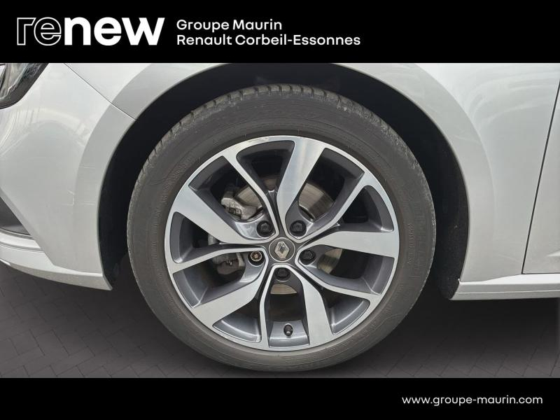 Photo 8 de l’annonce de RENAULT Megane d’occasion à vendre à CORBEIL-ESSONNES