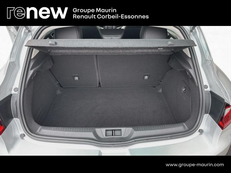 Photo 14 de l’annonce de RENAULT Megane d’occasion à vendre à CORBEIL-ESSONNES