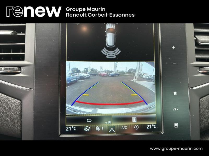 Photo 18 de l’annonce de RENAULT Megane d’occasion à vendre à CORBEIL-ESSONNES