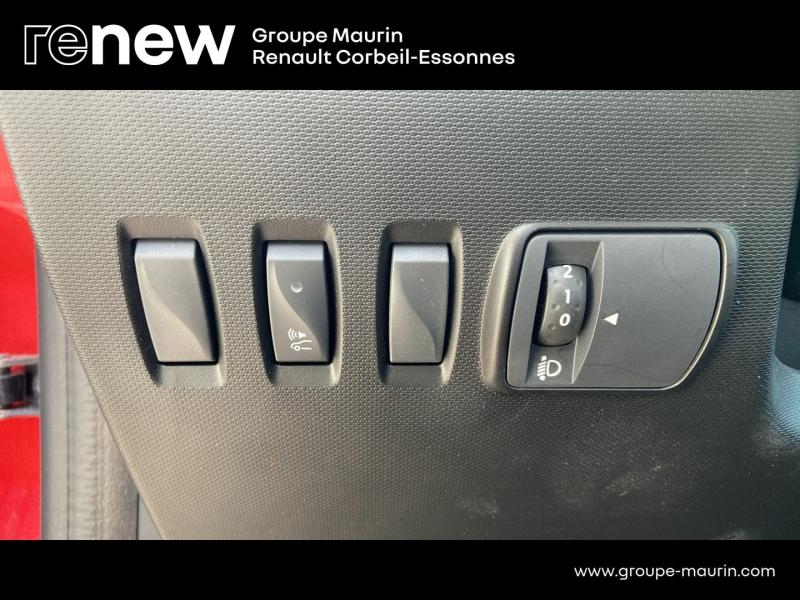 Photo 17 de l’annonce de RENAULT Twingo d’occasion à vendre à CORBEIL-ESSONNES